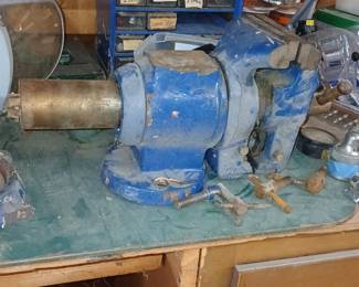 360 Degree Vise