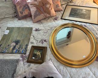 Gold Frame Circle Mirror