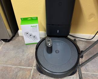 Roomba Robot Vacume