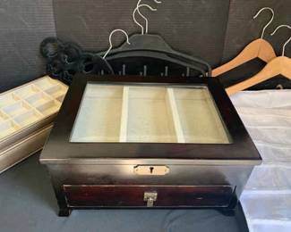 CT430Miscellaneous Jewelry Accessory Storage