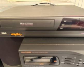 RCA VCR, VHS player, vintage RCA electronics, retro VHS recorder, 1990s home theater, collectible media players.