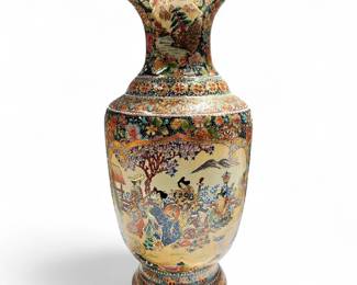 Large Japanese Satsuma Style Vase