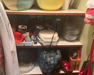 Kitchen items 