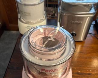 Cuisinart
2 Qt Frozen Yogurt Sorbet & Ice Cream Maker
1 Qt Frozen Yogurt-Ice Cream & Sorbet Maker
1 1/2 Qt Pink Frozen Yogurt - Ice Cream & sorbet maker