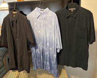 Men’s short sleeve shirts shirts
Gently Worn
Sizes M-L- 15 1/2
Croft & Barrow/St John’s Bay