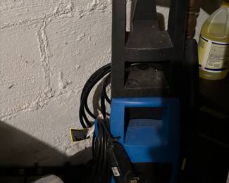 Pressure washer