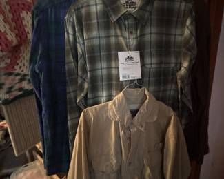 Men’s heavy outerwear shirts Size M-L
New and gently worn
Field & Stream St John’s Bay
Sonoma
Gap
Old Mill