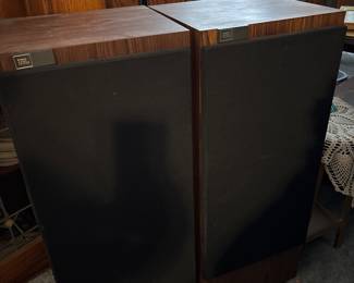 Pair of JBL speakers
