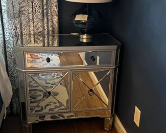 Mirrored dresser
