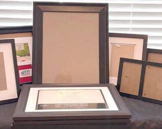107 Black Picture Frames 