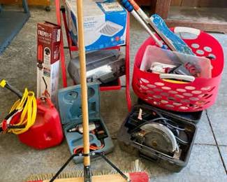 402 Garage Goodies