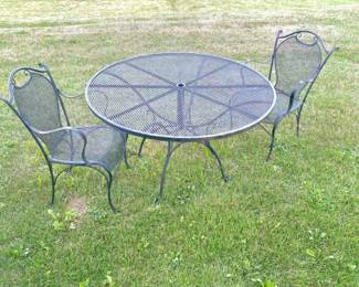 542 3 PC. Patio Dining