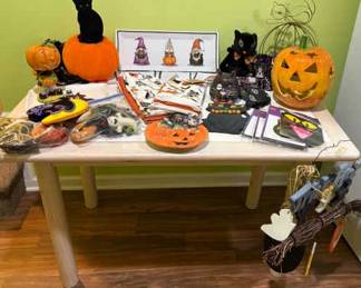 571 Halloween Decor 