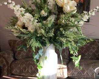 Beautiful extra large floral centerpiece 