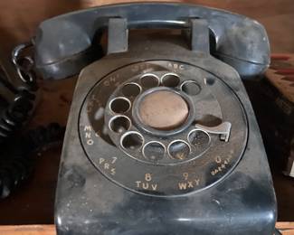 Old rotary phone 