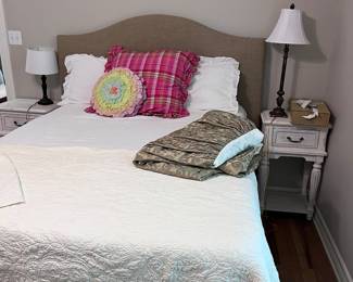 Temperpedic Full Size Adjustable Bed - Queen Headboard - Set of 2 Nightstands