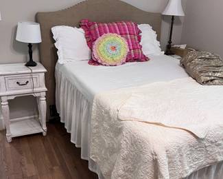 Temperpedic Full Size Adjustable Bed - Queen Headboard - Set of 2 Nightstands