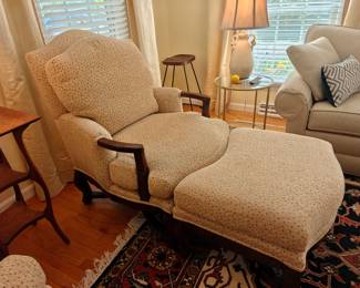 011	The Portico Collection Accent Chair & Ottoman	Chair 33x37x41 Ottoman 29x24x19