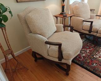 010	The Portico Collection Accent Chair & Ottoman	Chair 33x37x41 Ottoman 29x24x19