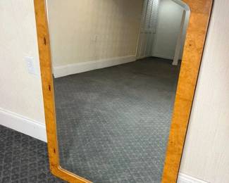 6097 Lane Altavista MCM Olive Burl Lowboy Mirror Detailmin