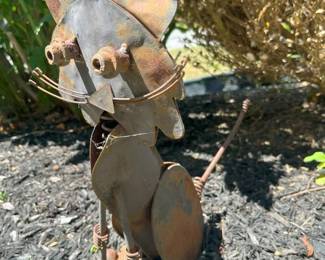 6097 Recycled Wrought Iron Cat Art min