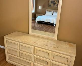 6097 Thomasville 6Drawer Lowboy With Mirrormin