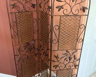 6097 Metal Arch 3Panel Screenmin