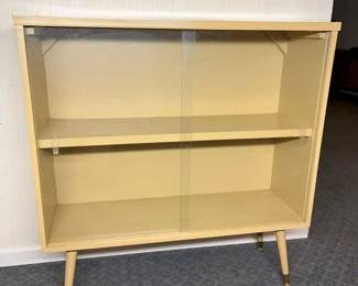 6097 Vintage Glass Door Bookshelfmin