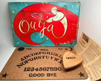 6097 Copp Clark Vintage Ouija Boardmin