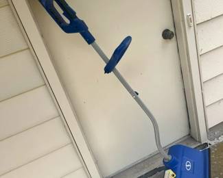 6097 Snow Joe Power Snow Shovel min