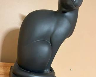 6097 ARTFORUM Sue Dawes Serenity Stone Sculpturemin