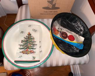 Spode Christmas Tree Paper Goods