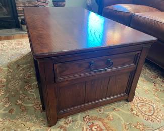 Wooden Coffee Table W/ 2 Drawers Beneath & Lift Up Storage