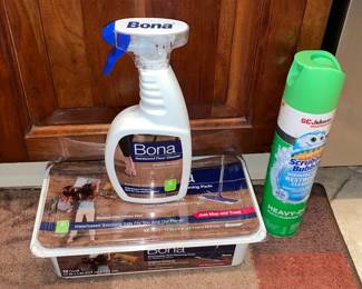 Assorted Cleaning Chemicals (Most Are Brand New Or Still Full!)