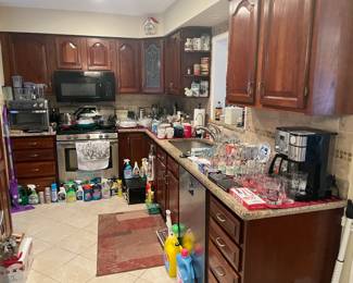 Estate Sale Room Overview