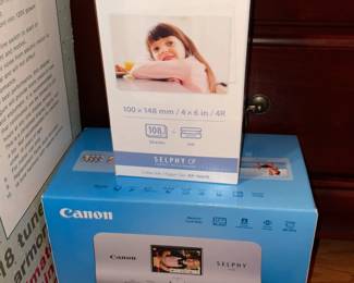Canon Selphy CP780 W/ Printing Paper