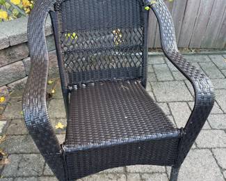 Outdoor Patio Set W/ 2 Chairs & 1 Table