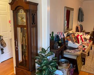 Estate Sale Room Overview