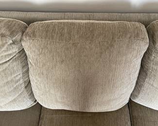 Living Room Sofa W/ 3 Seats & Pull Out Couch