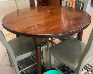Round Wooden Kitchen Table W/ 4 Green Chairs