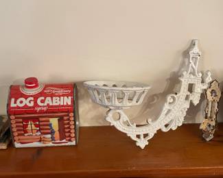 Cast Iron Wall Bracket