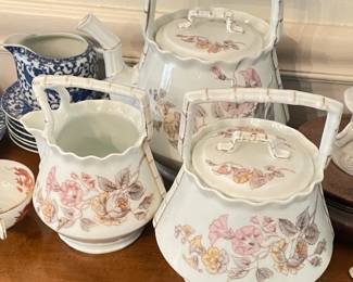 Handled Teapot, Creamer, & Sugar Set