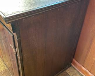 Antique Country Wooden Cabinet W/ 2 Doors