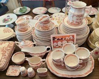 English "Colonial Quail" Ironstone Dinnerware Set