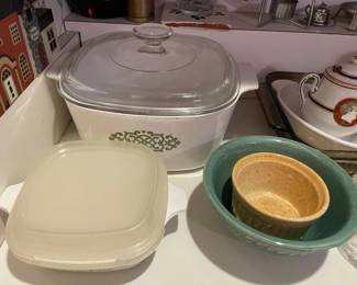 Assorted Kitchen Contents (Bakeware, China, Glassware, Etc.)