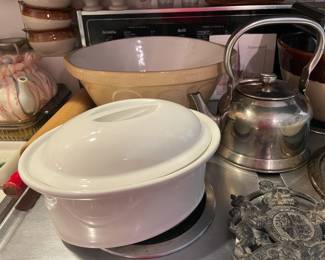 Assorted Kitchen Contents (Bakeware, China, Glassware, Etc.)