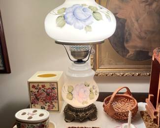 Hurricane Lamp (WORKS!)