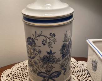 Blue & White Table Lamp