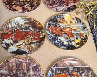 VTG Franklin Mint firetruck collectible plates