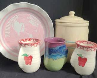 Pottery Handwarming Mugs Cookie Jar And Scalloped Pie Plate